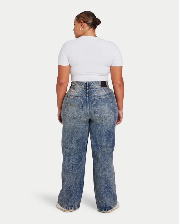 Camiseta básica para mujer – blanca Camiseta básica para mujer – blanca