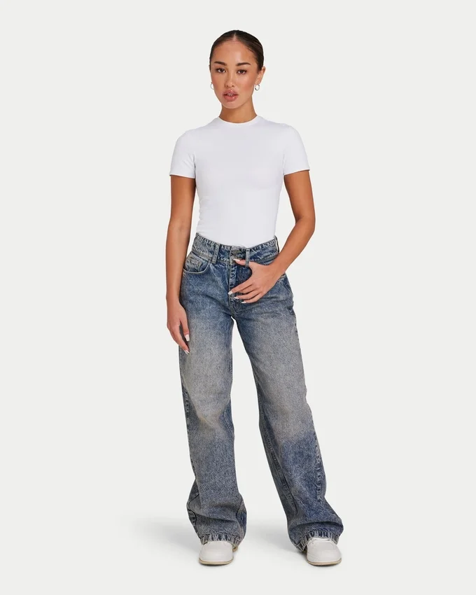 Camiseta básica para mujer – blanca Camiseta básica para mujer – blanca
