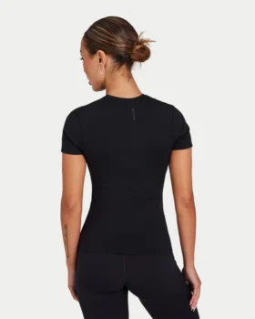 Camiseta básica para mujer – negra