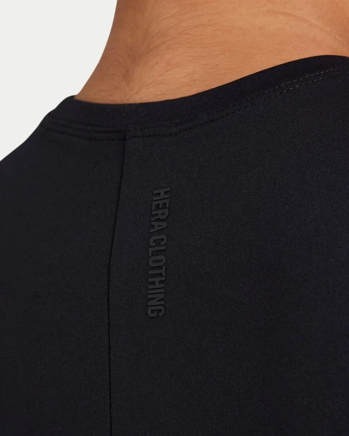 Camiseta básica para mujer – negra Camiseta básica para mujer – negra