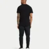 Camiseta de corte regular de la marca Mens Label Camiseta de corte regular de la marca Mens Label