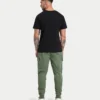 Camiseta de corte regular «The Collective» para hombre – negra