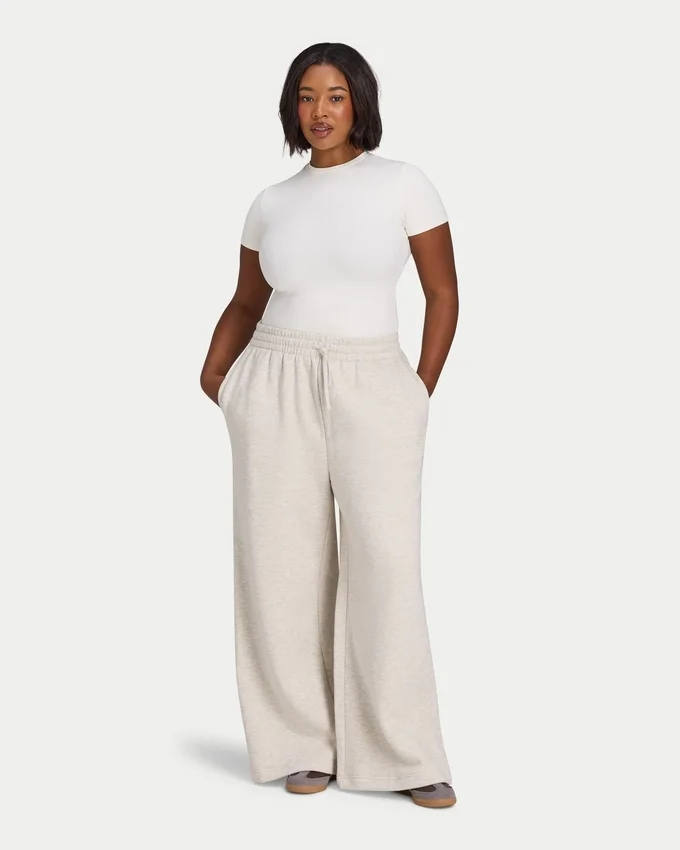 Camiseta Essential para mujer Camiseta Essential para mujer