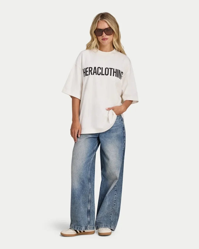 Camiseta oversize «Studio» para mujer Camiseta oversize «Studio» para mujer