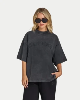 Camiseta Signature oversize lavada exclusiva para mujer