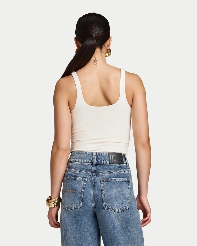 Camiseta sin mangas Essential para mujer Camiseta sin mangas Essential para mujer