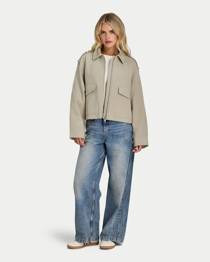 Chaqueta con cuello «Studio» para mujer Chaqueta con cuello «Studio» para mujer