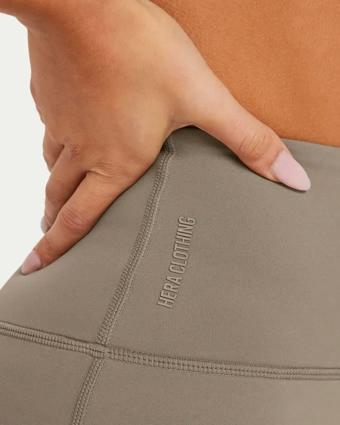 Leggings Essential para mujer – gris pantano Leggings Essential para mujer – gris pantano