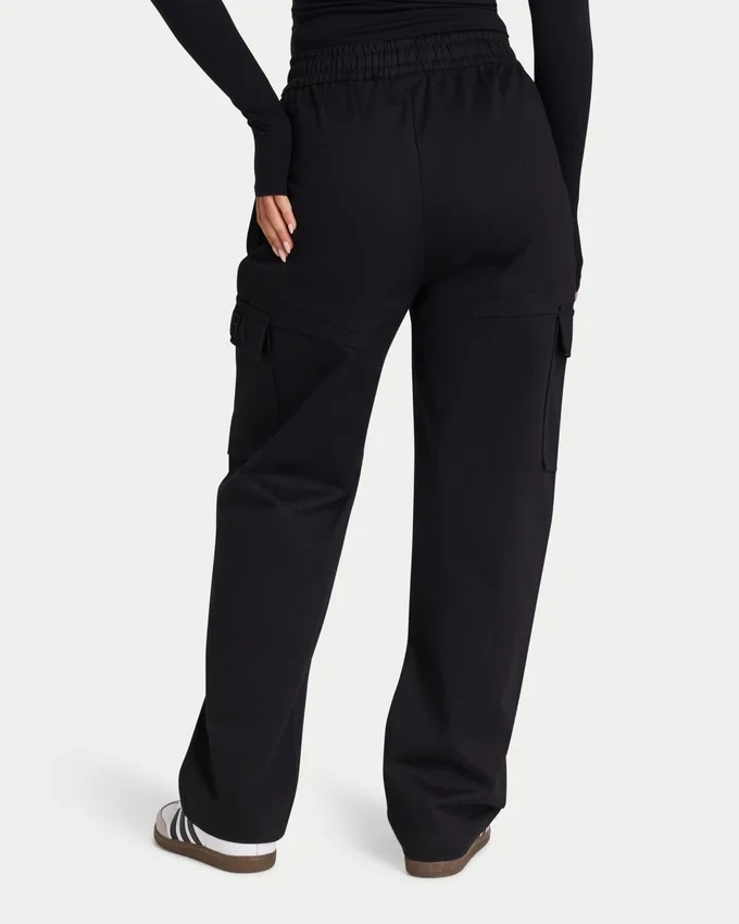 Pantalón cargo de mujer – negro Pantalón cargo de mujer – negro