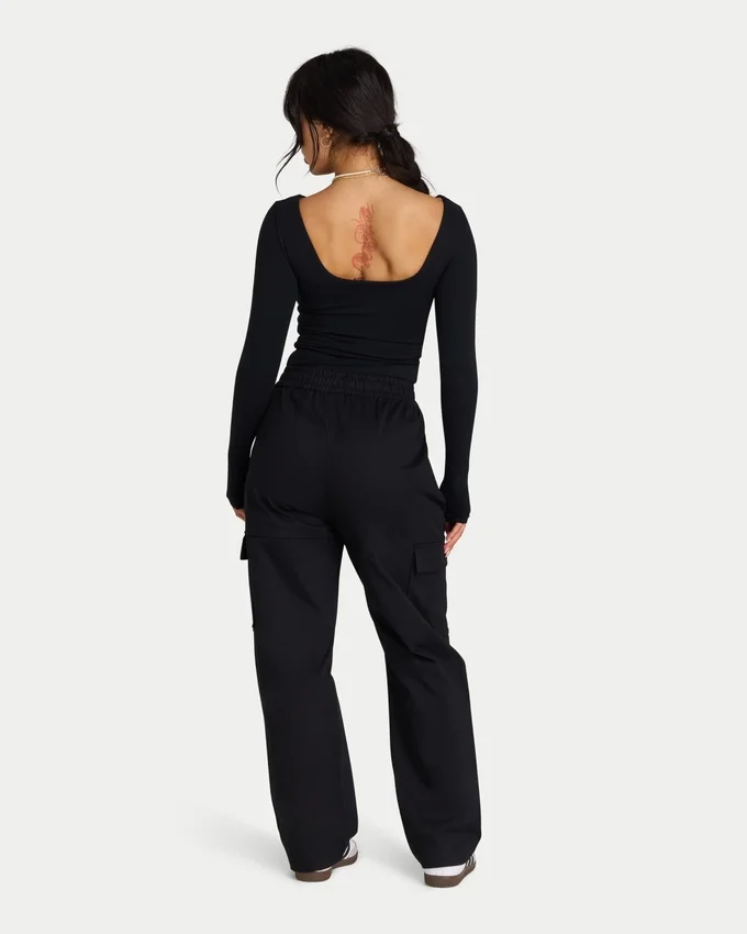 Pantalón cargo de mujer – negro Pantalón cargo de mujer – negro