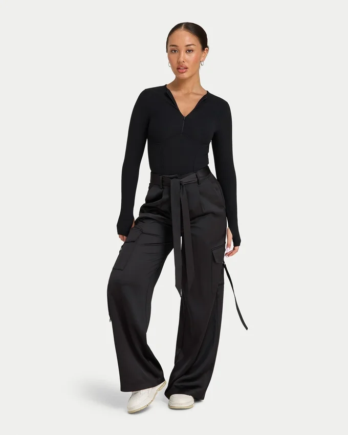 Pantalón cargo entallado para mujer Pantalón cargo entallado para mujer