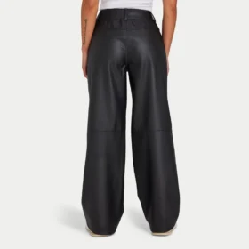 Pantalón de pierna ancha de imitación de piel para mujer de Rewear – negro