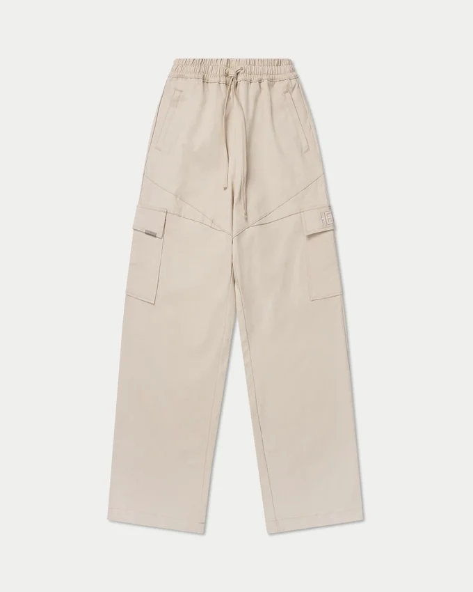 Pantalones cargo para mujer – color avena Pantalones cargo para mujer – color avena