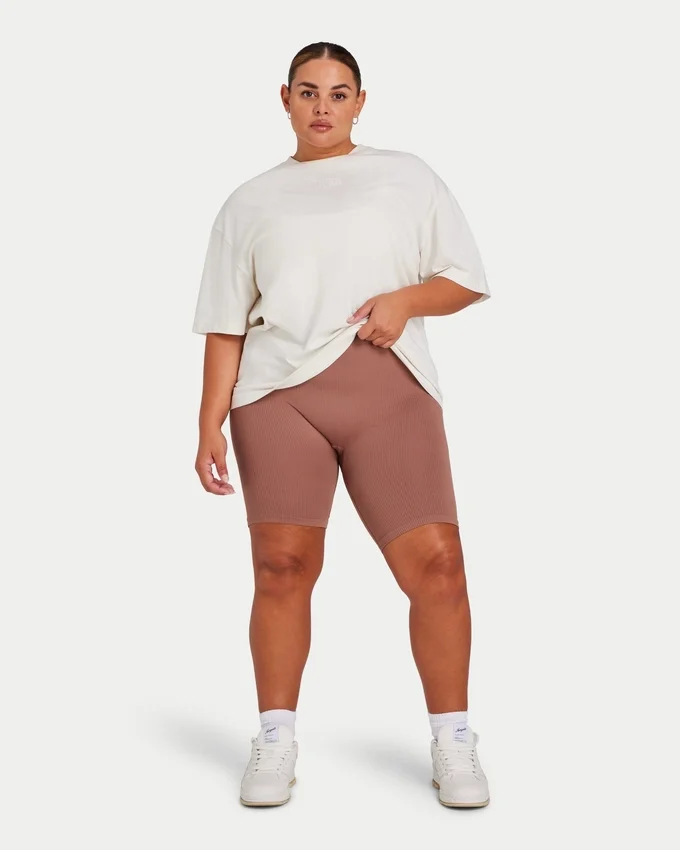 Pantalones cortos básicos para mujer – Acorn Brown Pantalones cortos básicos para mujer – Acorn Brown