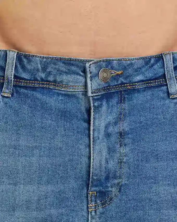 Pantalones cortos de corte ajustado para hombre – azul medio Pantalones cortos de corte ajustado para hombre – azul medio