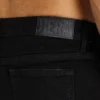 Pantalones cortos de corte ajustado para hombre – negro