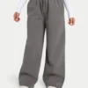 Pantalones de chándal de mujer de corte ancho «Collective» – gris carbón Pantalones de chándal de mujer de corte ancho «Collective» – gris carbón