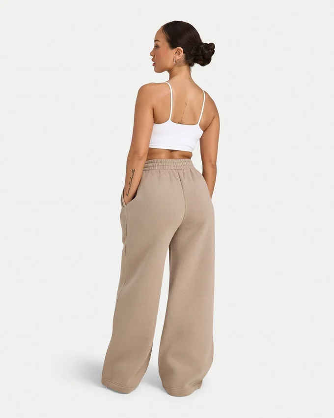Pantalones de chándal de pierna ancha para mujer – moca Pantalones de chándal de pierna ancha para mujer – moca