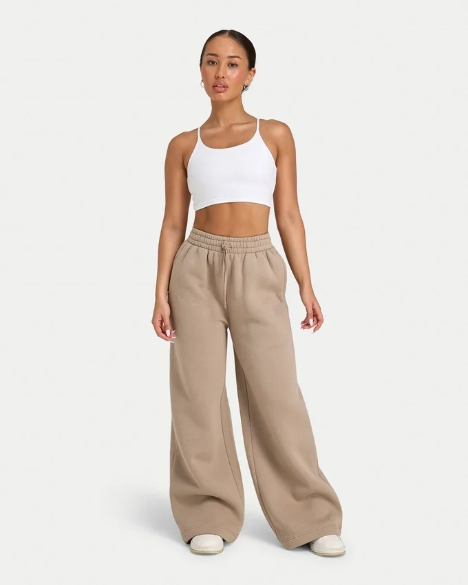 Pantalones de chándal de pierna ancha para mujer – moca Pantalones de chándal de pierna ancha para mujer – moca
