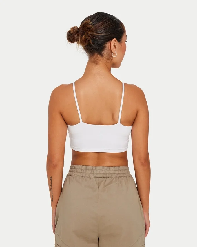 Partes de arriba básicas para mujer – blanco Partes de arriba básicas para mujer – blanco