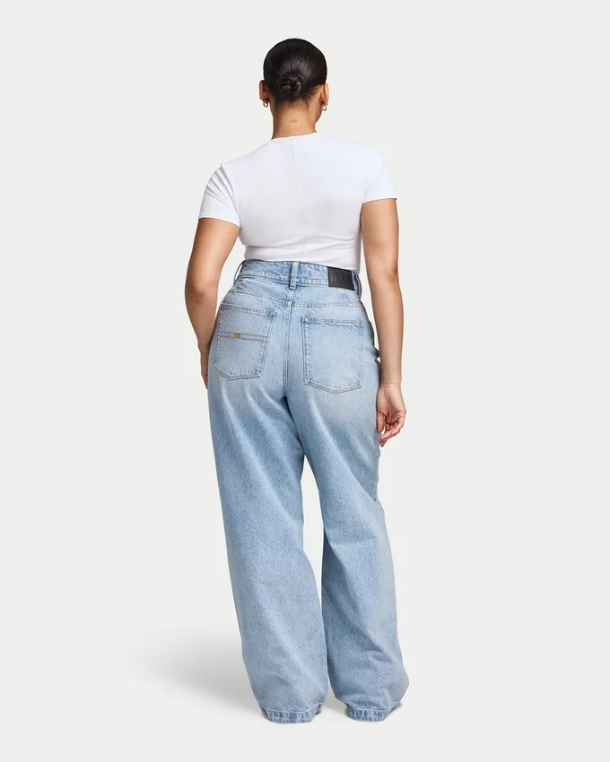 Vaqueros anchos para mujer – azul claro Vaqueros anchos para mujer – azul claro