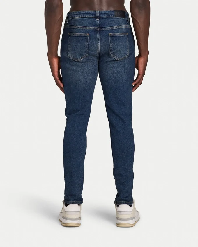 Vaqueros de corte ajustado para hombre – azul oscuro Vaqueros de corte ajustado para hombre – azul oscuro