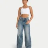 Vaqueros de pierna ancha de Denim – lavado medio Vaqueros de pierna ancha de Denim – lavado medio