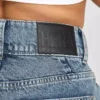 Vaqueros de pierna ancha de Denim – lavado medio Vaqueros de pierna ancha de Denim – lavado medio